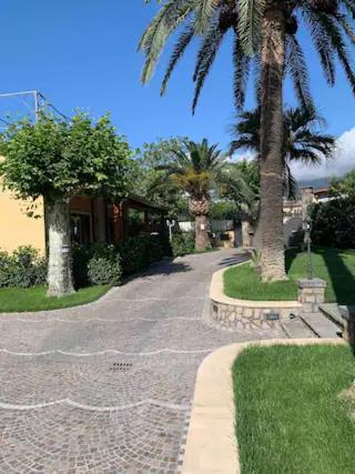 Villa Lucia Кастеламаре ди Стабия Екстериор снимка