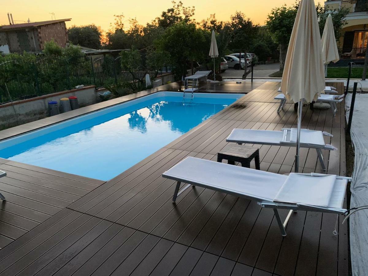 Villa Lucia Кастеламаре ди Стабия Екстериор снимка
