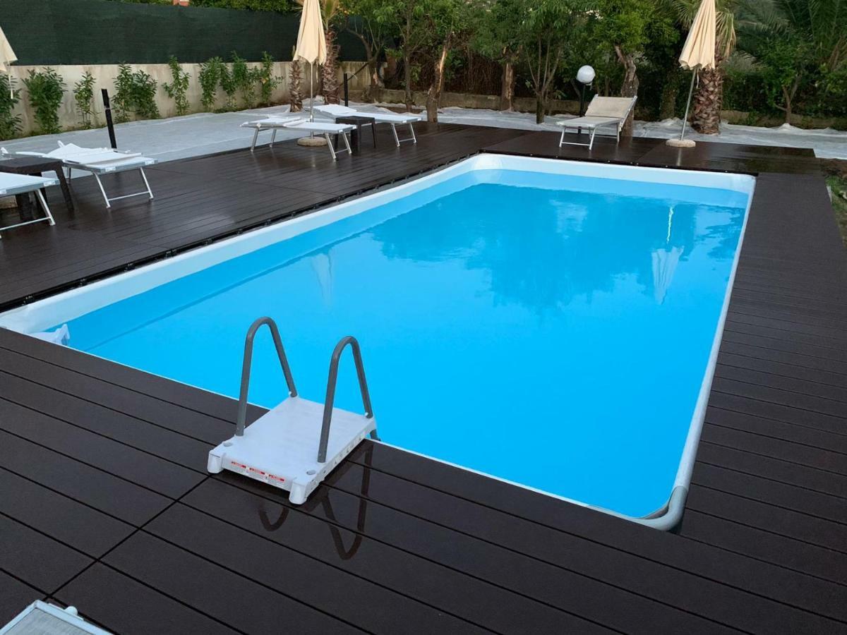 Villa Lucia Кастеламаре ди Стабия Екстериор снимка